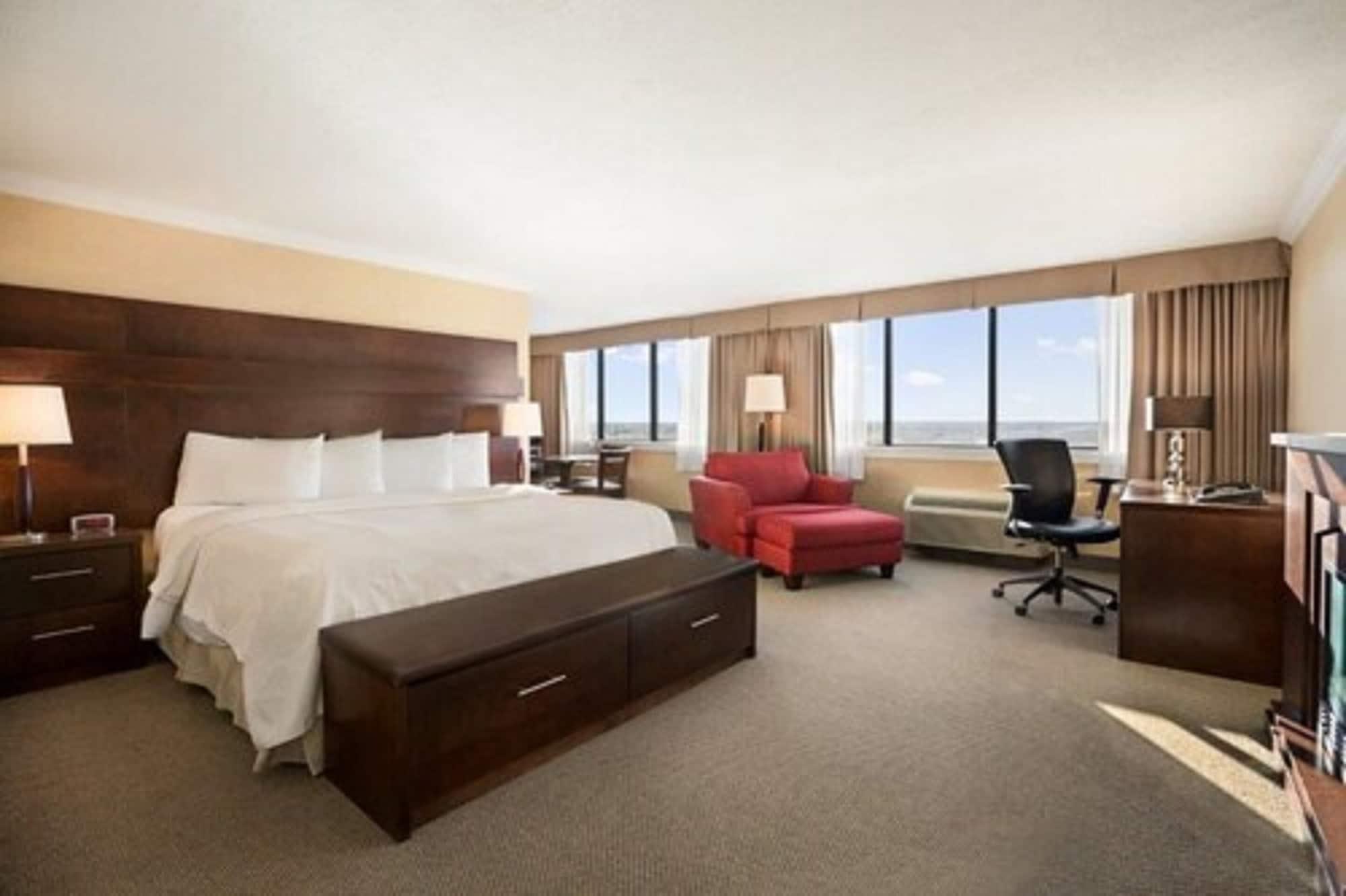 The Senator Hotel & Conference Center Тиминс Екстериор снимка